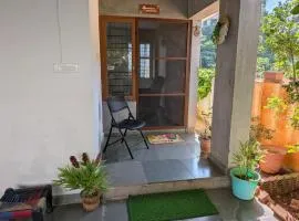 Gokul Kuteer-Full G floor 1 BHK in KasturiNagar