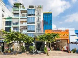 Collection O Dinh Dinh Hotel - Near Tan Son Nhat Airport