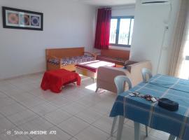 Appartement 5 Midoun centre, hotel a Taguermess