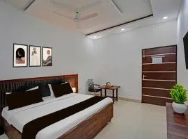 Hotel O Sector 110 Noida Formerly Luv Kush Tower Bhangel