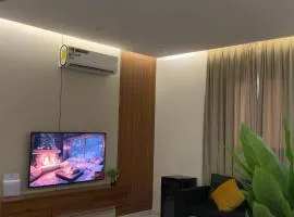 شقه بصالة وغرفة نوم مريحة