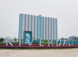 Amerta Room Apartment Riverdale powered by Cocotel, Hotel in Tanahbaru