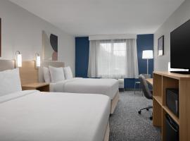 Spark by Hilton Washington Meadowlands Blvd