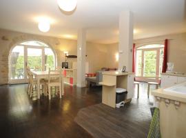 Appartement La Poulotte, holiday rental in Couchey