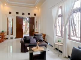 Guest House Griya Mundu Kerten, ξενοδοχείο σε Bonorejo