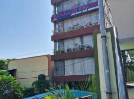 Kailash Grand Lodge, hotel en Hyderabad