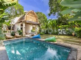 Villa Trembesi - New Spacious Luxury 2BR Private Villa - Free Gym Access - 60Mbps WiFi