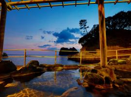 UmibenokakureyuSEIRYU海辺のかくれ湯清流, ξενοδοχείο σε Nishiizu