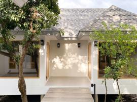 rimbaymangroveresort, hotel in Ban Khlong Tamru