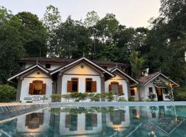 Ceylon ome sri resort, ξενοδοχείο σε Habaraduwa Central