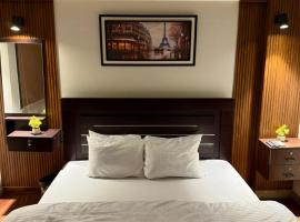 Seaside Serenity 1 BHK Condo DHA Netflix, hotel a Karachi