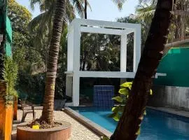 Aura rooms & swimming pool, calangute