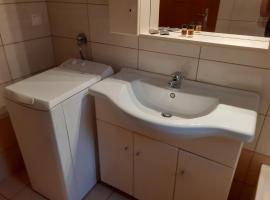 Blue central studio, hotell sihtkohas Kavala