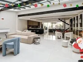 Luxury Apartment - Central Cannes, near Beach & Palais - LRACANNES