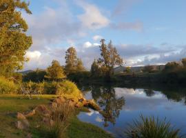 Bellingen Riverside Cottages, hotel i Bellingen