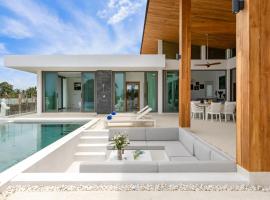 Villa Artelie 4BR Sea & Mountain View - 900m Silver Beach, hotel v destinaci Ban Lamai