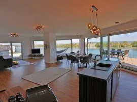 Exklusive Wohnung mit Balkon und direktem Rheinblick mit 2 Schlafzimmern für bis zu 5 Gäste