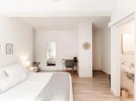 Florida Ascona Rooms by Quokka 360 - Close to Lake and City