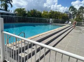 Studio moderne à Saint-François, 38 m² avec piscine