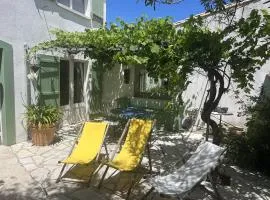 800m de la plage, maison pour 7 avec jardin