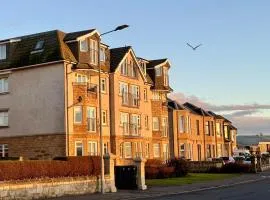 Caledonia by the Sea - Seaside Comfort