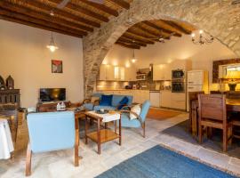 Villa Monti Cozy Yard & BBQ Perfect for Families & Friends, hotel v destinaci Kato Lefkara