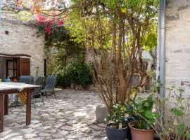 Villa Monti Cozy Yard & BBQ Perfect for Families & Friends