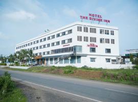 Hotel The Divine Inn, hotel in Garudeshwar