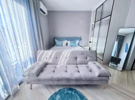 Title Ledgendary 7th Floor