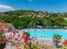 Camping Village Il Poggetto - Maeva, camping em La Felce