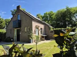 Cozy No 3 Wellness Villa Hottub, Houtkachel en Airco