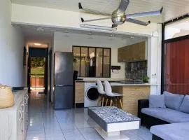 Cocon Madeleine Confort et piscine wifi et climatisation