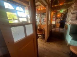 Kerry Coast Hotel, hotel v destinaci Cahersiveen