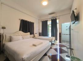 SB Betong GUESTHOUSE, hotel com estacionamento em Betong