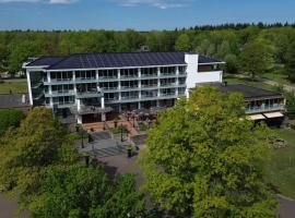 Fletcher Familiehotel De Hunzebergen, romantick&yacute; hotel v destinaci Exloo