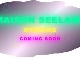 Maison Seeland-ruhig-Natur-Bern-Murten-Neuenburg, khách sạn ở Kerzers