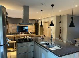 ACONCHEGANTE Quarto, hotel in Rio Verde