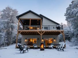 Spa and Lakefront - Oasis des chutes, hotel in Lac-Saint-Paul