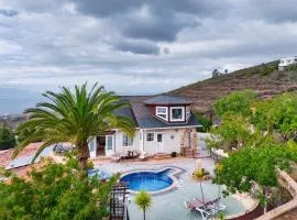 Villa Carlitos by Villas Vista Gomera