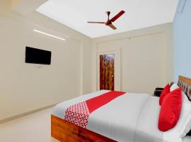 Flagship Prime Hotel, hotel v destinaci Navsāri