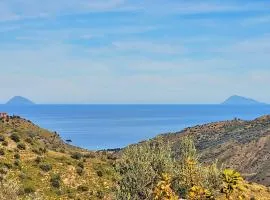 House in the Countryside with Eolian View