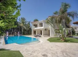 Blue Pearl Villa - 6 Bedroom