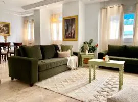 Le Vert Panoramique, a green haven with terrace