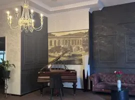 Aura Boutique Hotel