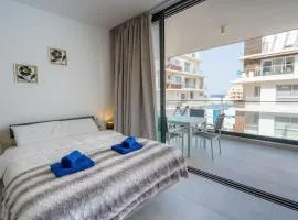 Seaview Studio with Balcony Mackenzie Beach