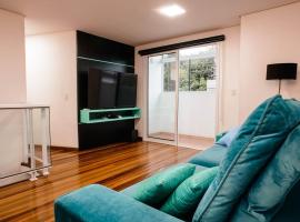 Casa ampla e confortável, hotel a Lajeado