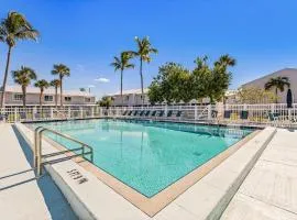 Waterfront Escape with Gulf Access & Resort Amenities - Caper Point - Roelens