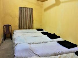 The OLD house, ξενοδοχείο σε Bolpur