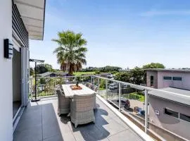 Executive On Parkview - 3BR modern family home