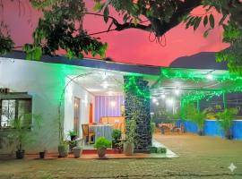 NK Hotel and Restaurant, hotel v destinaci Matale
